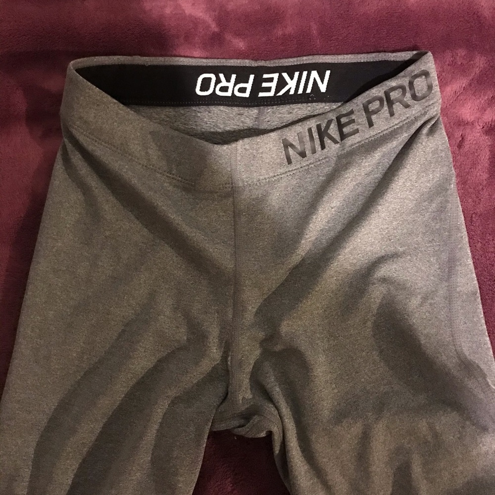 Nike Pros 7/8 leggings